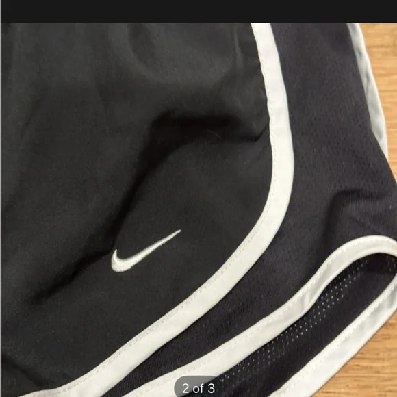 Nike shorts - Picture 2 of 3